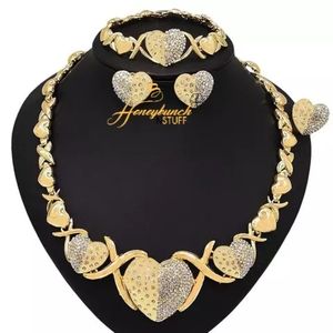 3 big heart hugs n kisses 4 peice necklace set